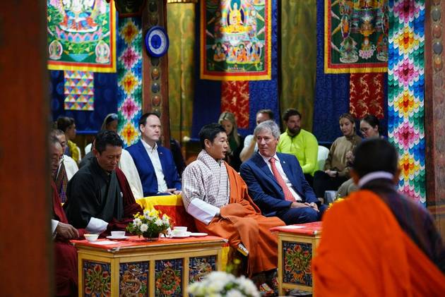 Sam Blyth and HRH at the Trans Bhutan Trail launch 