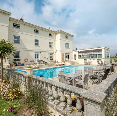  Freshwater Bay House