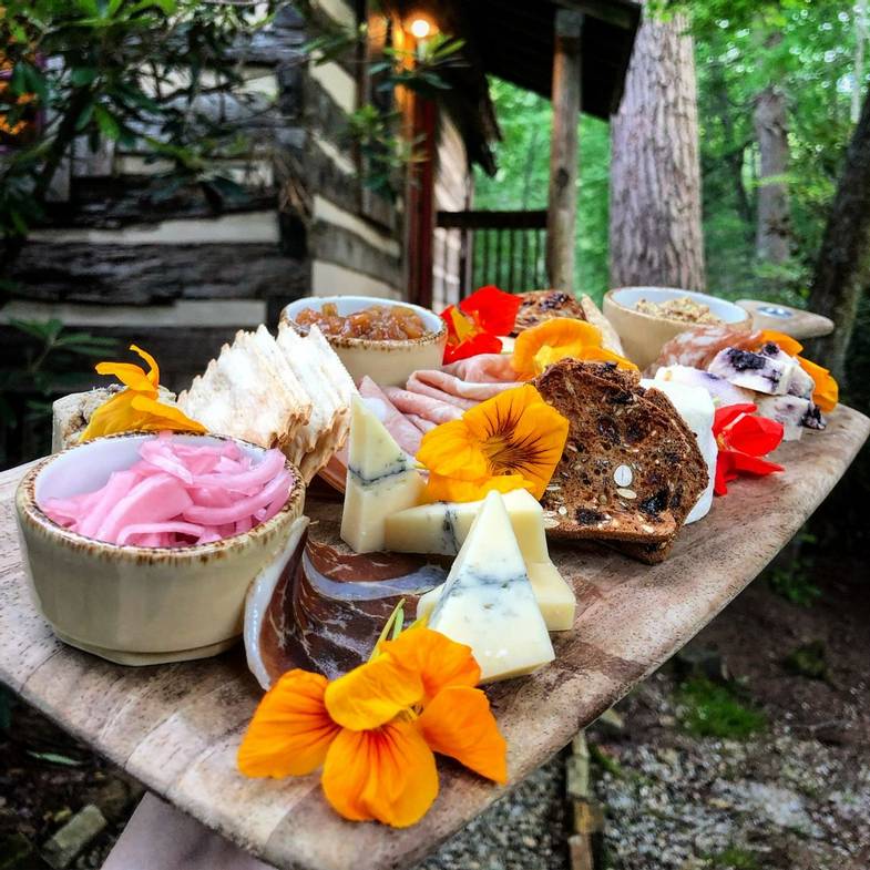 half-mile-farm-cabin-food-tray.jpg