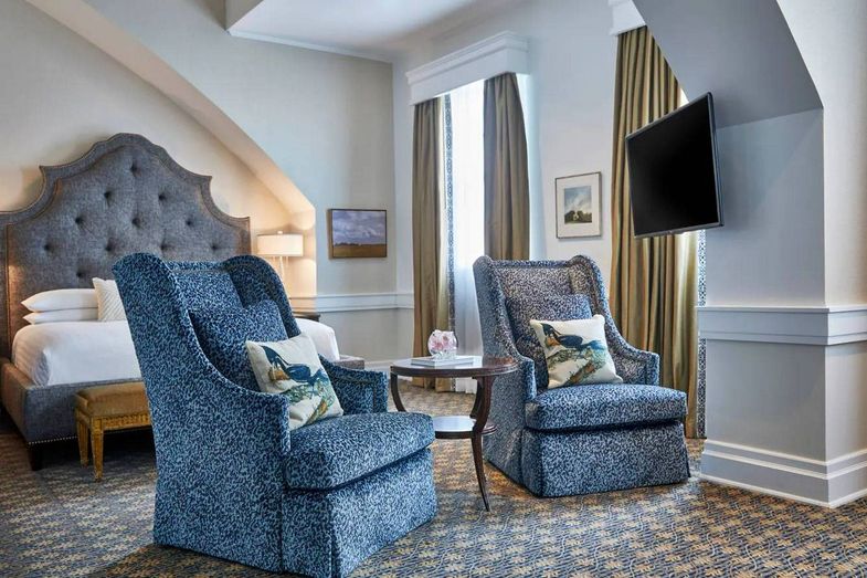 The Battle House Renaissance Mobile Hotel & Spa governor suite.jpg