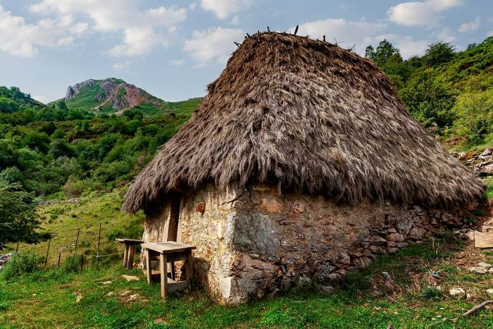 Teito house at the Somiedo Natural Park, Asturias, Spain shutterstock_2583202369.jpg