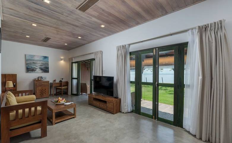 Regenta Arie lagoon room.jpg