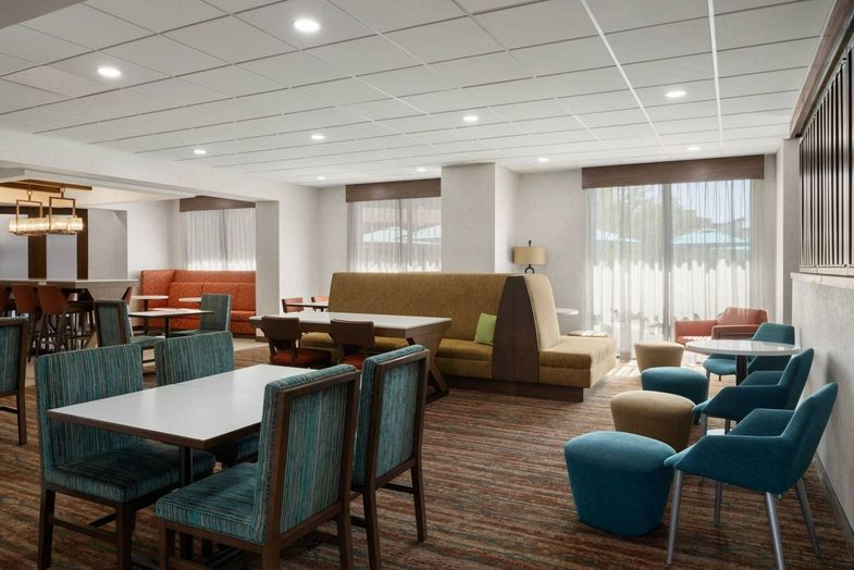 Hampton Inn Carefree seating.jpg