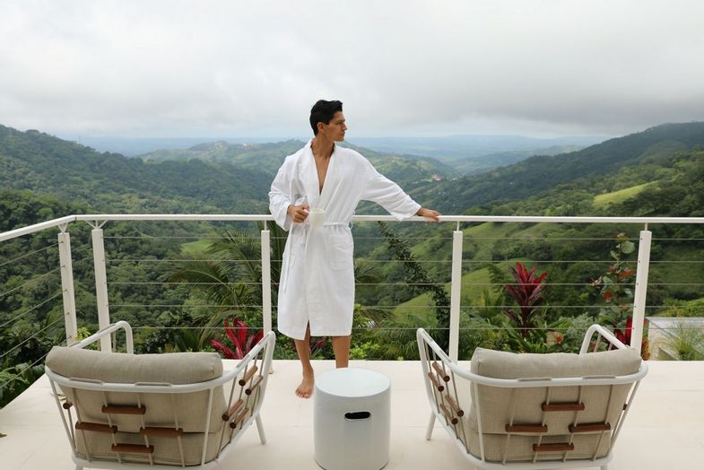 the-retreat-costa-rica-spa-balcony.JPG