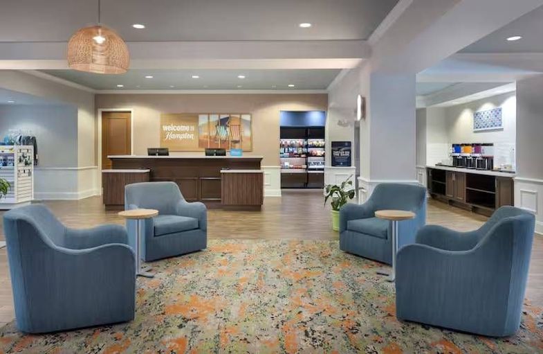 Hampton Inn & Suites Jekyll Island lobby.jpg