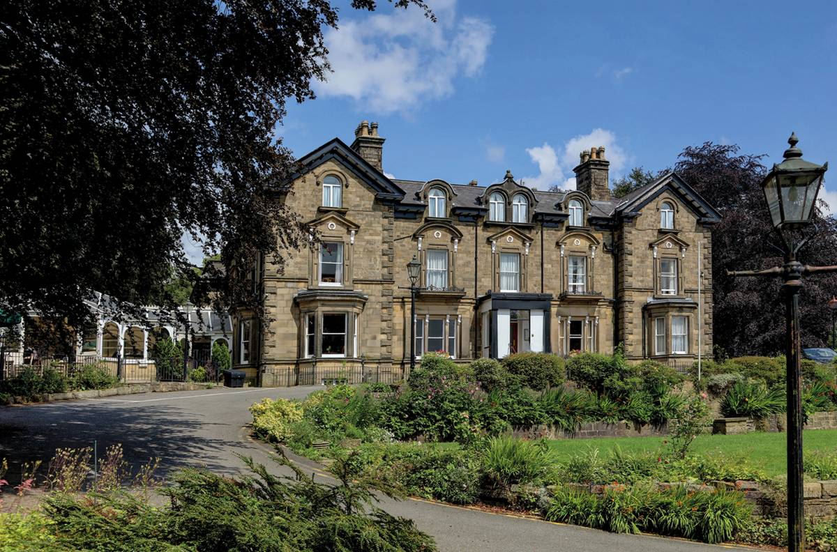 rf_sup_external_leewoodhotel_buxton_peakdistrict_02_2026_rgb_72 landscape.jpg.png