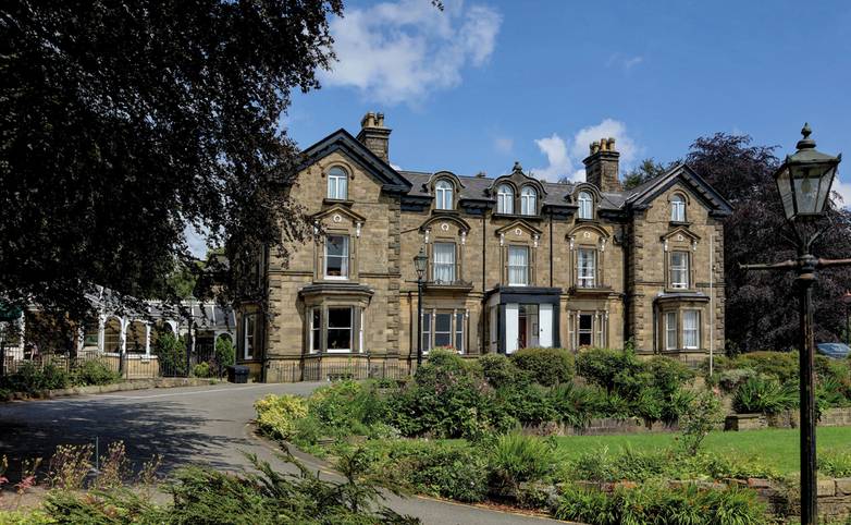 rf_sup_external_leewoodhotel_buxton_peakdistrict_02_2026_rgb_72 landscape.jpg.png