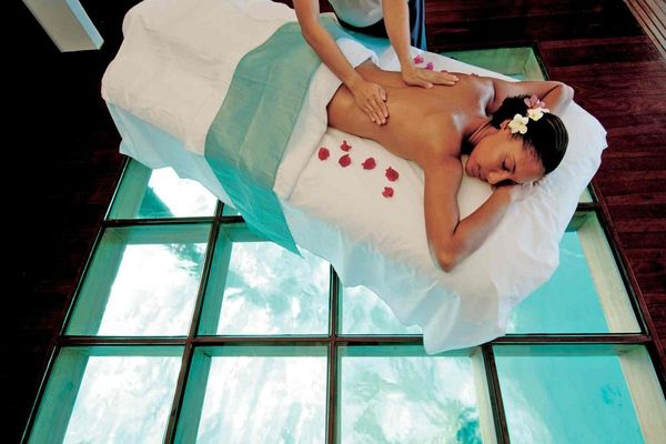 canouan-estate-resort-activities-spa-massage.jpg