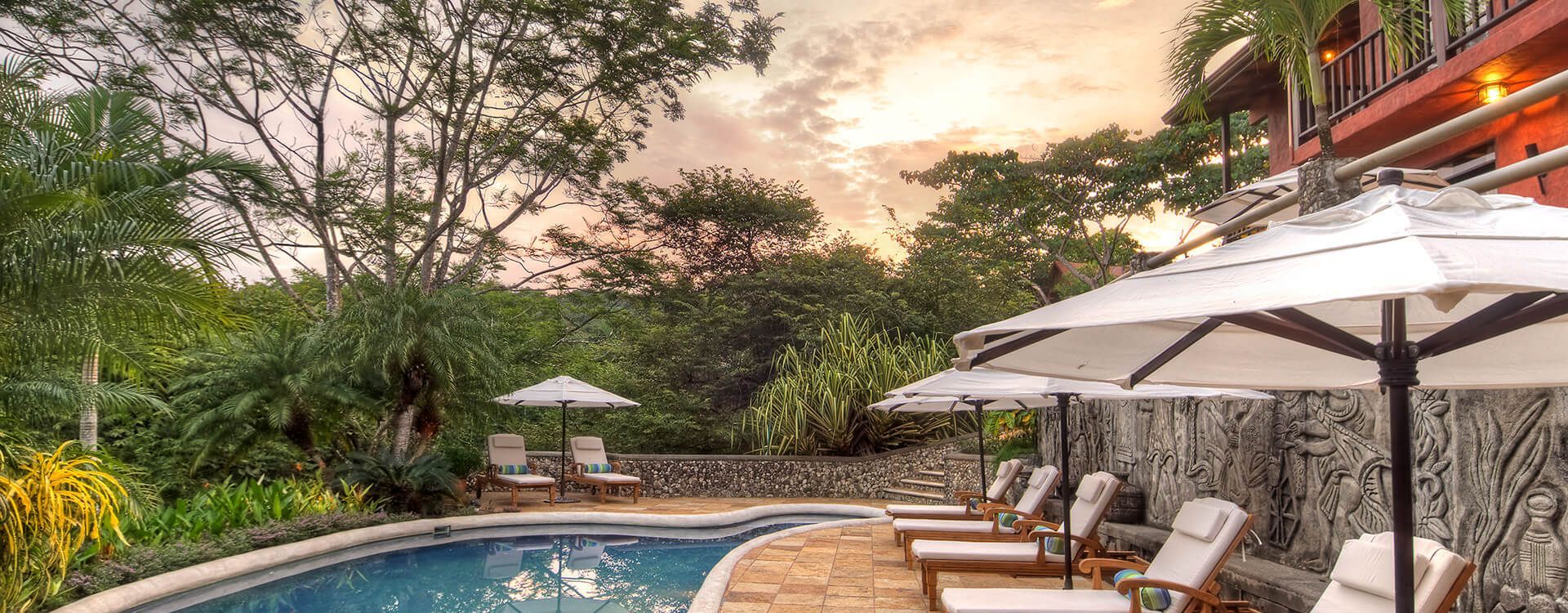Hacienda Barrigona-pool-side-view.jpg