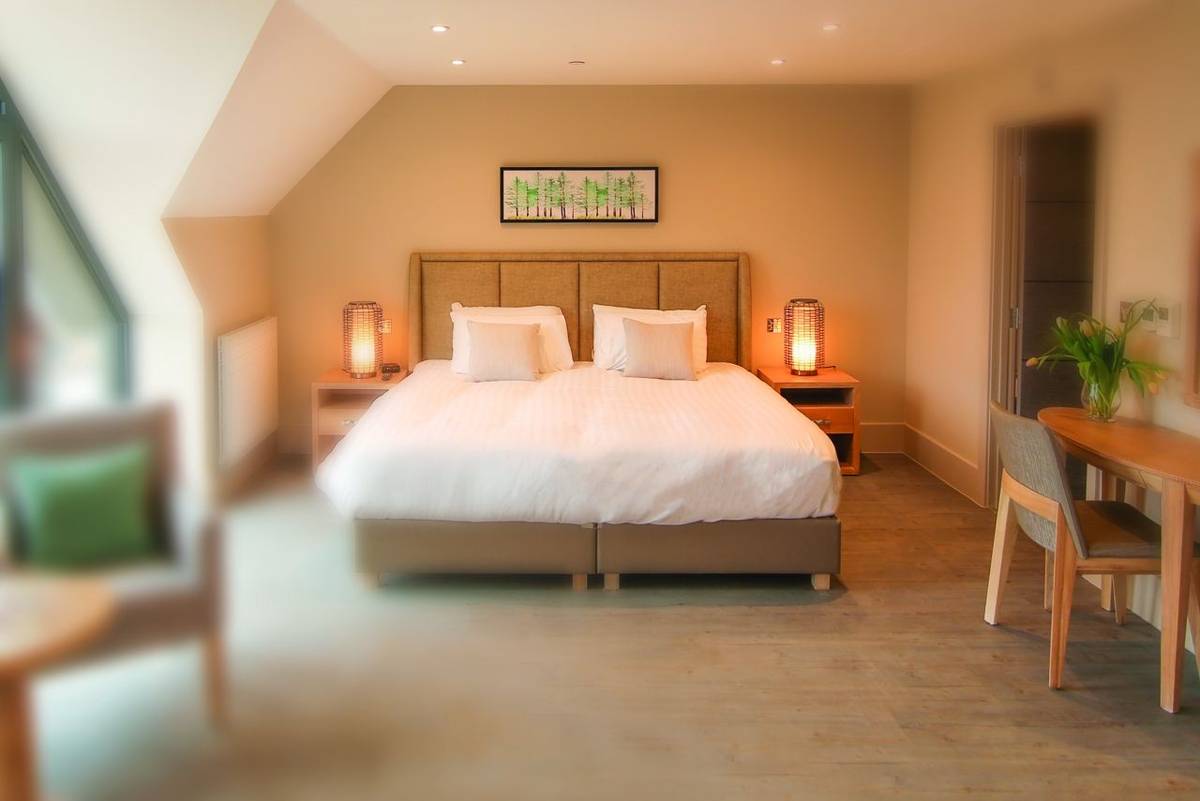 3 Bed Apartment-bedroom.jpg