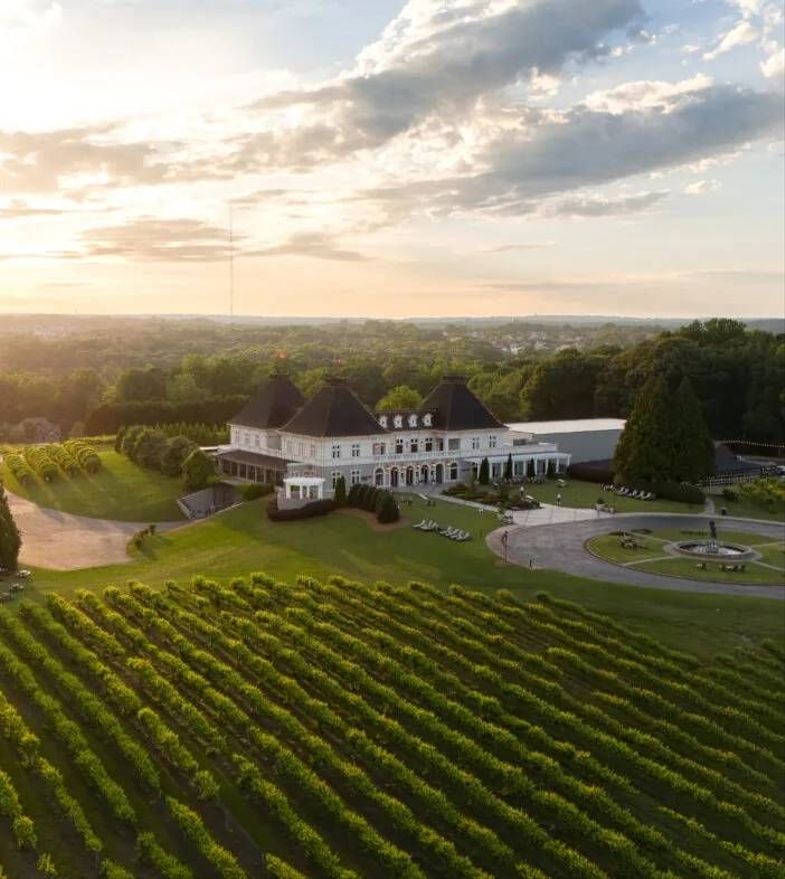 Château Élan exterior.jpg