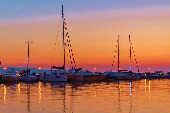Sunset Yachts Pier Baska Voda 3 1000x664