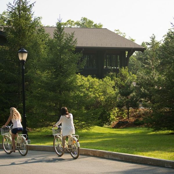 the-lodge-at-woodloch-Bike-Ride-girls.JPG