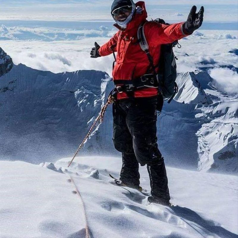 Ultimate Island Peak via Everest Base Camp