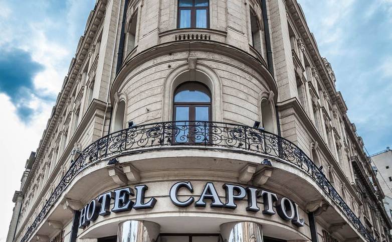 Hotel Capitol.jpg