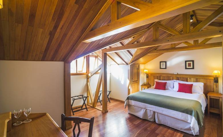 Patagonia -Bedroom at Inn Hosteria Senderos, El Chalten, Santa Cruz Province, Argentinian Argentina-4.JPG