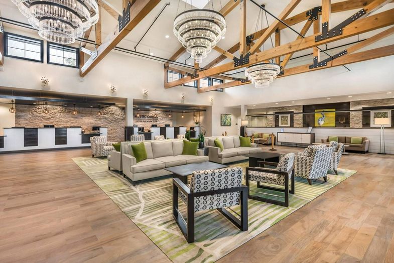 Hilton Vacation Club Mystic Dunes lobby 2.jpg