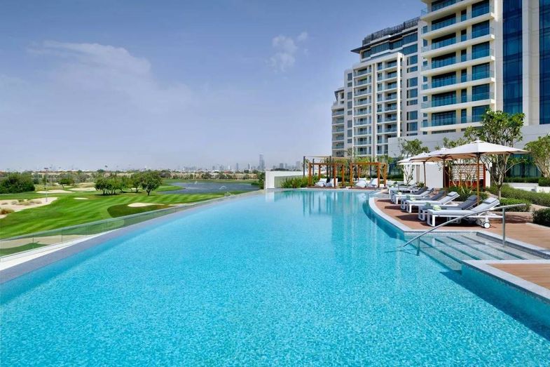 Vida Emirates Hill pool.jpg