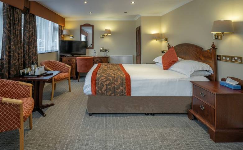 rf_sup_bedroom_superior_doubleroom_leewoodhotel_buxton_peakdistrict_01_2026_rgb_RET.jpg