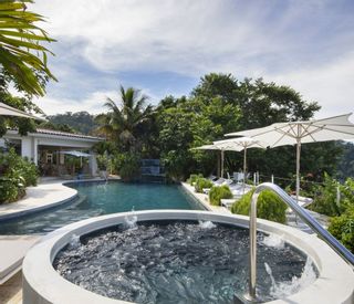 the-retreat-costa-rica-main-pool-5.jpg