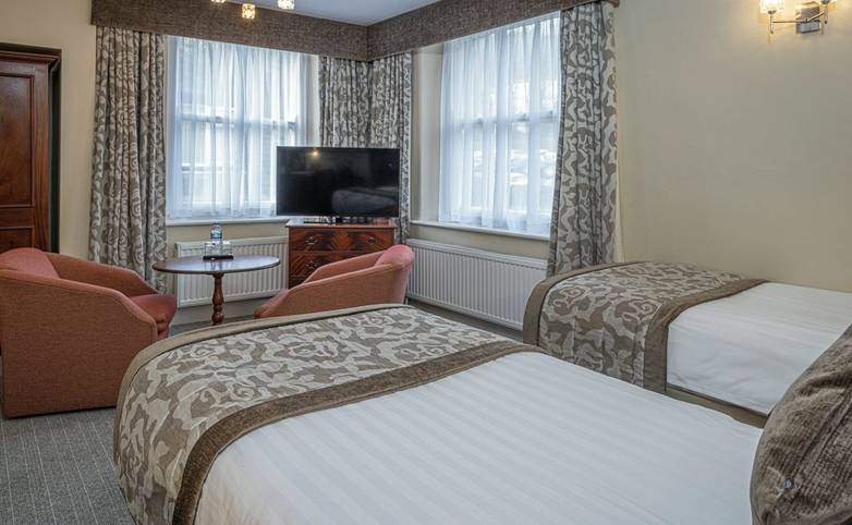rf_sup_bedroom_classic_twinroom_leewoodhotel_buxton_peakdistrict_02_2026_rgb.jpg
