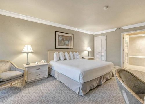 Indian Wells Resort Hotel king 2.jpg