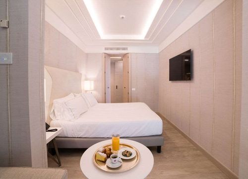 Splendido Bay Luxury Spa Resort-Example of accommodation (5).jpg