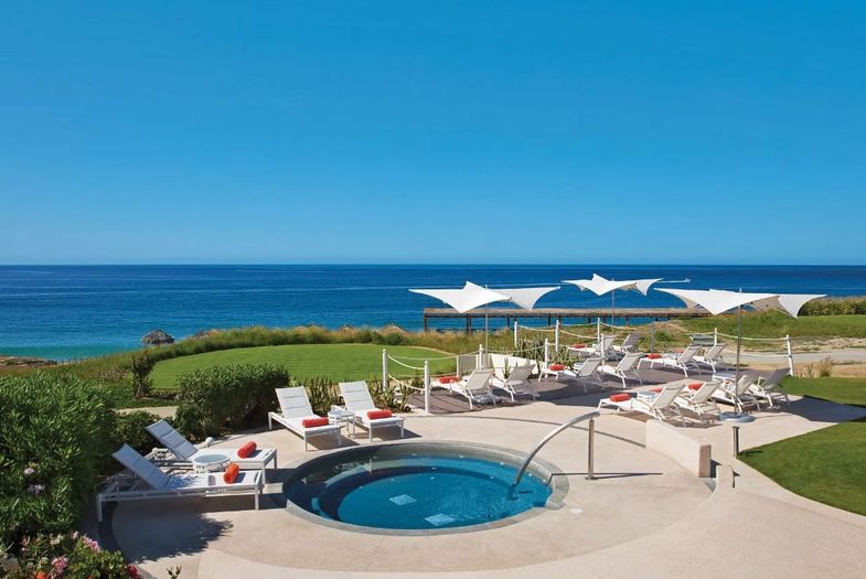 Secrets Puerto Los Cabos hot tub.JPG