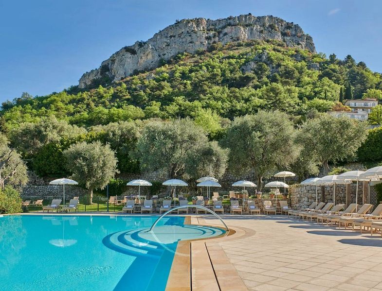 Château Saint‑Martin & Spa pool.jpg