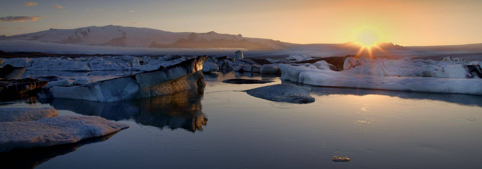 visit_iceland-d42c25d6f41b3f5c.jpg