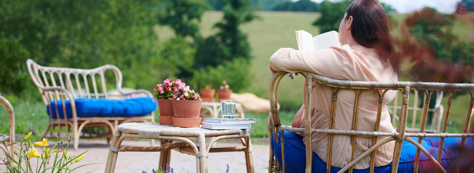 Eupepsia-wellness-resort-outside-loung.jpg