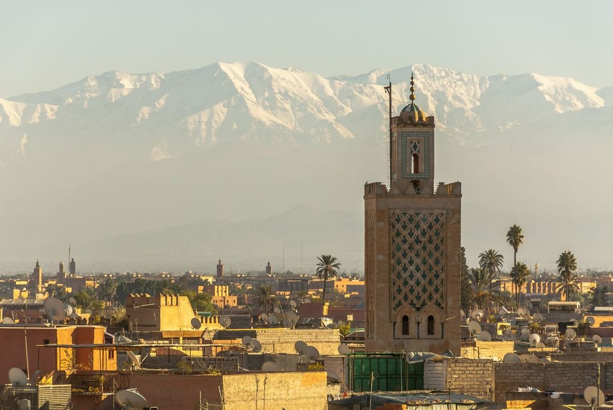 Marrakesh city looking to mountains.webp