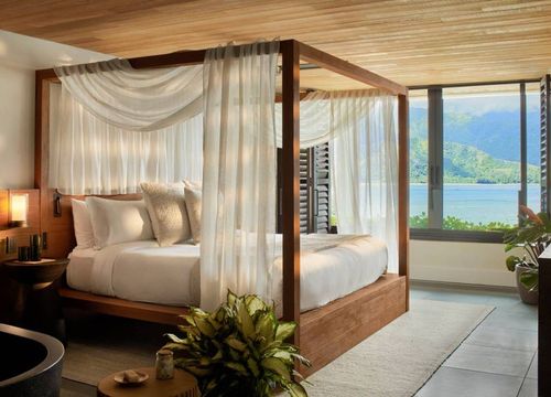 1 Hotel Hanalei Bay Pu_u_Poa_Ocean_Loft.jpg