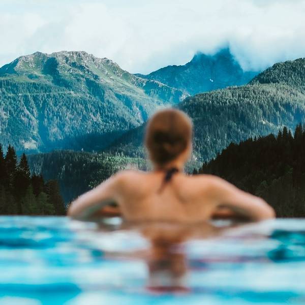 Switzerland-bath spa-laura-chouette-unsplash.jpg