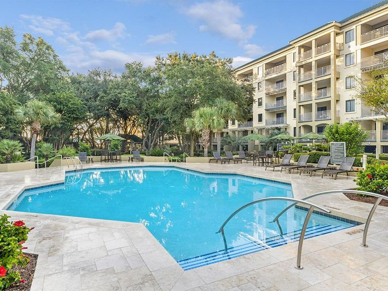 Marriott's Barony Beach Club outdoor pool.jpg