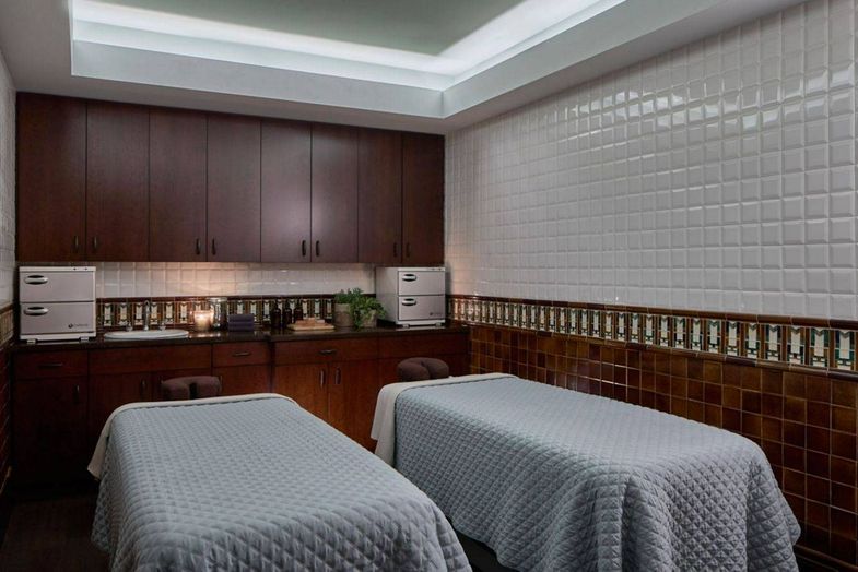 Renaissance Birmingham Ross Bridge Golf Resort & Spa doubles treatment room.jpg