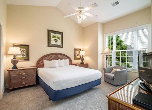 Litchfield Beach & Golf Resort king.jpg