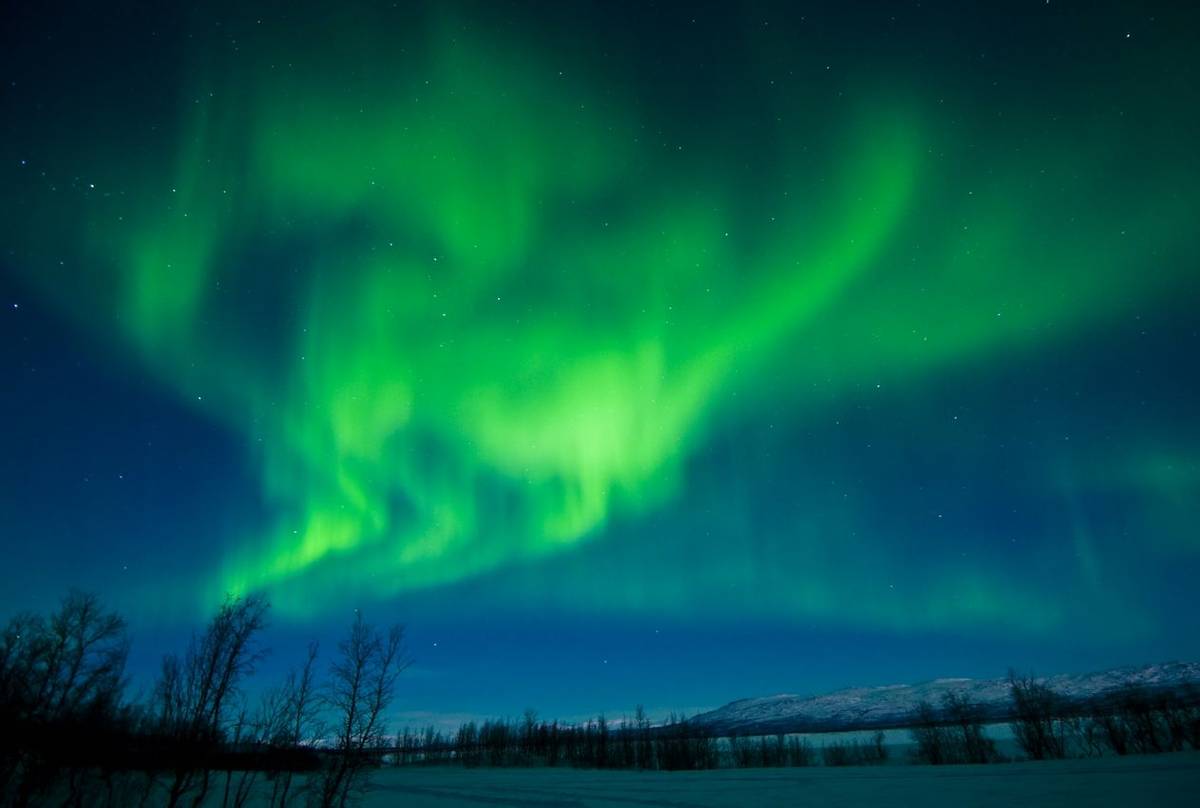 Aurora Borealis, Lapland, Sweden shutterstock_162863324.jpg