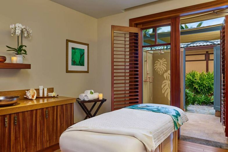 The Ritz-Carlton Kapalua treatment room.jpg