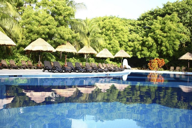 Sandos Caracol Eco Resort-Pool (3).jpg