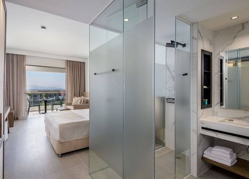 Michelangelo Resort & Spa bathroom.jpg