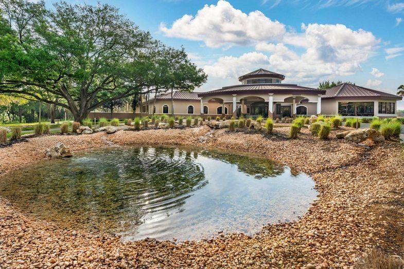 Hilton Vacation Club Mystic Dunes clubhouse.jpg