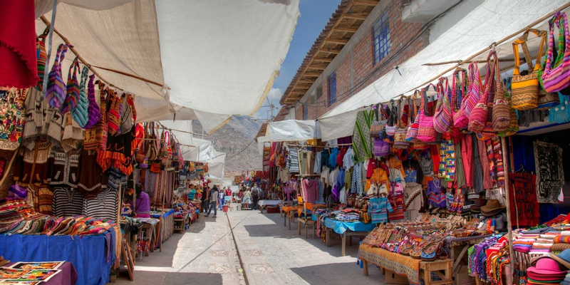 Pisac town artisan market, Peru