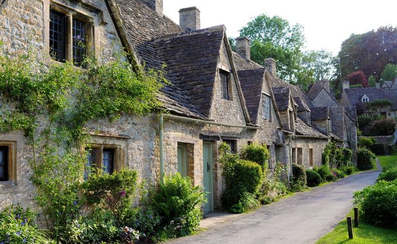 Traditional old houses in English countryside of Cotswolds