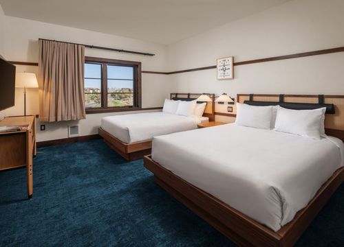 Juniper Preserve standard queen.jpg