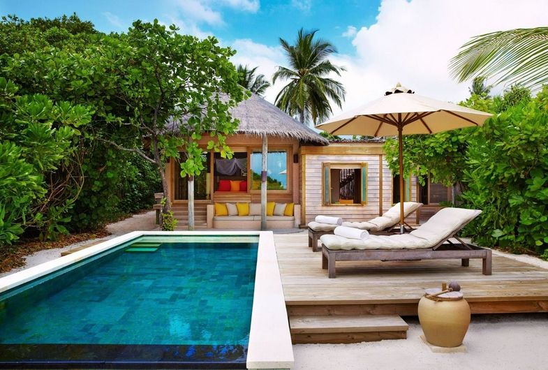 Six Senses Laamu-Pool.jpg