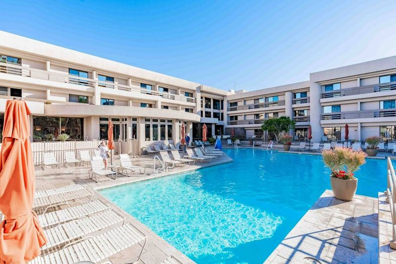 Indian Wells Resort Hotel pool.jpg