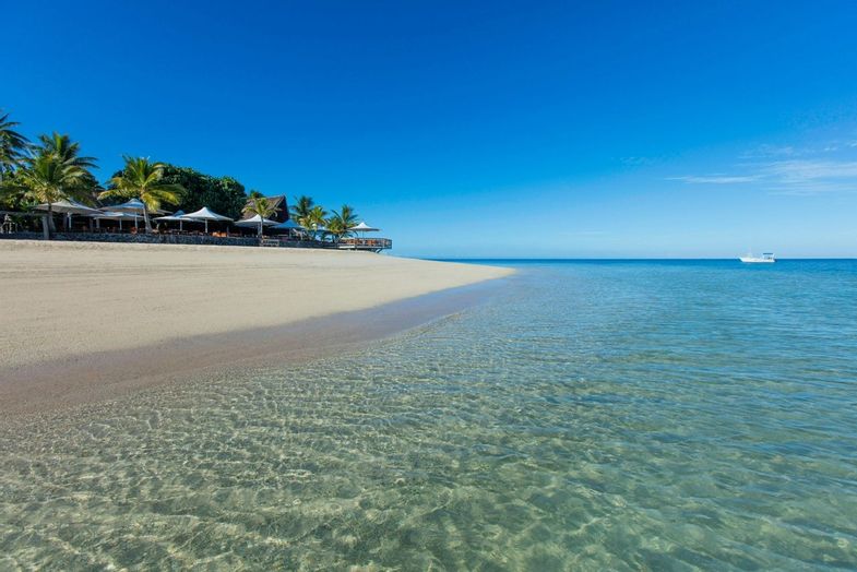 Castaway Island, Fiji-Beach.jpg