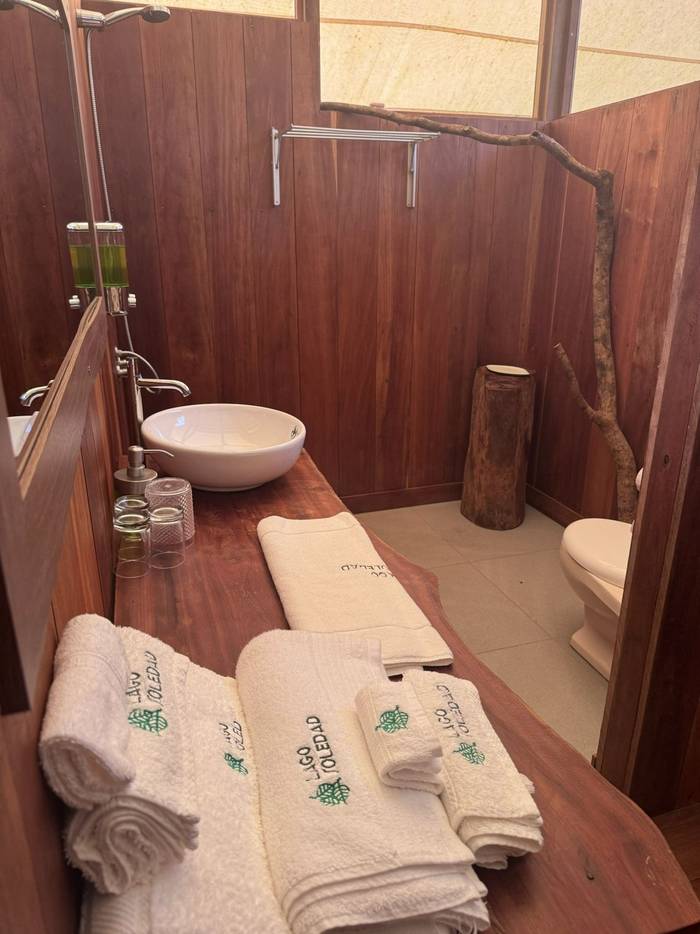 Lago Soledad - Bathroom.jpeg