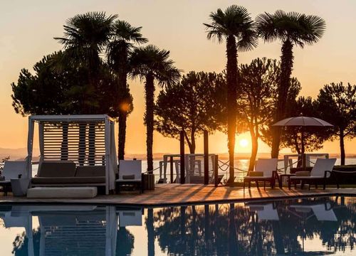 Splendido Bay Luxury Spa Resort-Pool (1).jpg
